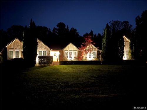 49202 Cheshire Ln, Canton, MI, 48187-1262 | Card Image