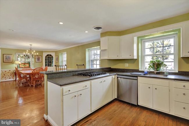 537 N Brobst St, House other with 5 bedrooms, 4 bathrooms and null parking in SHILLINGTON PA | Image 23