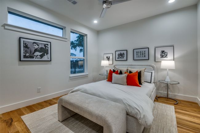 14911 Reserve Circle, Townhouse with 3 bedrooms, 4 bathrooms and null parking in Addison TX | Image 23