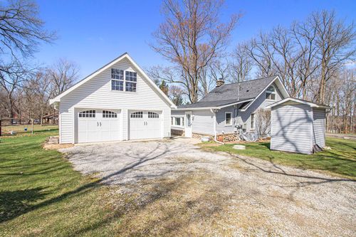 13957 Aberdeen Ln, Gregory, MI, 48137-9637 | Card Image