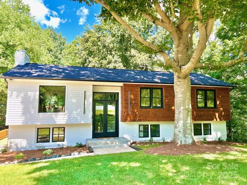 200 Kimrod Ln, Charlotte, NC, 28270-2751 | Card Image