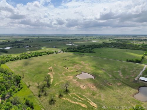 13 S 194th Street W, Council Hill, OK, 74428 | Card Image