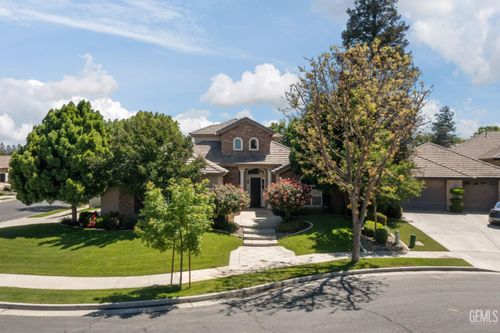 2902 Ragland Ct, Bakersfield, CA, 93311-8530 | Card Image