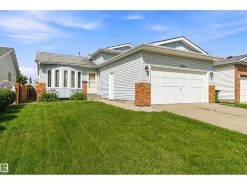 17724 94 St Nw, Edmonton, AB, T5Z2H4 | Card Image