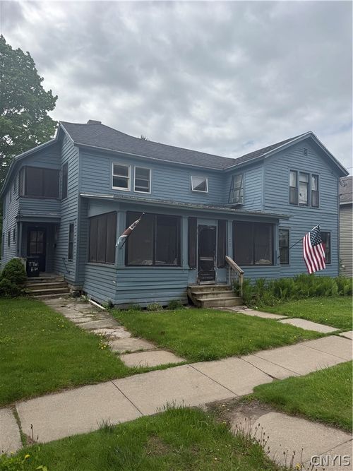 27 Bridge St, Carthage, NY, 13619-1689 | Card Image