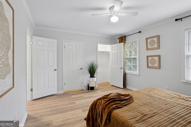5273 Glenridge Dr, Townhouse with 3 bedrooms, 4 bathrooms and 2 parking in Sandy Springs GA | Image 41