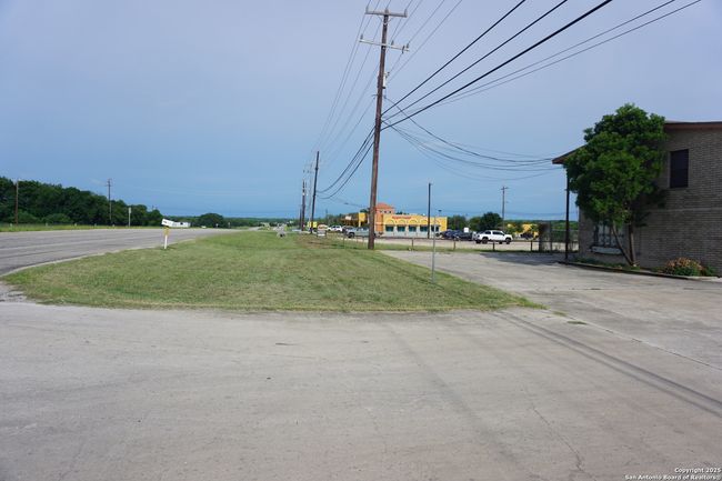 STE-1A - 9546 Us Highway 87 E, Home with 0 bedrooms, 0 bathrooms and null parking in San Antonio TX | Image 37