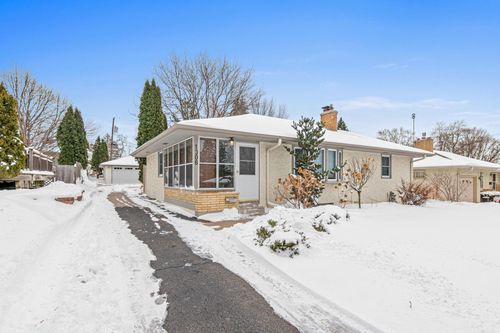 1306 Ottawa Ave, West Saint Paul, MN, 55118-2018 | Card Image