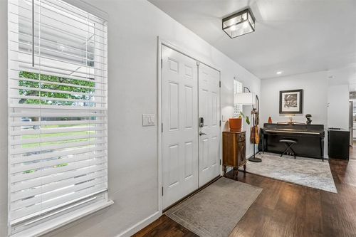 1305 Smiling Hill Blvd, Edmond, OK, 73013-6403 | Card Image