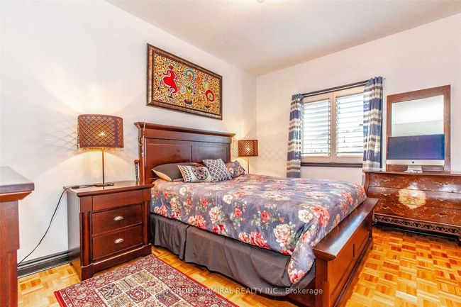 9 Amalfi Crt, House other with 5 bedrooms, 4 bathrooms and 2 parking in Vaughan ON | Image 25