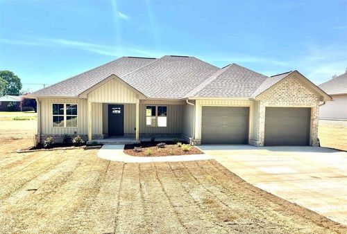 108 Vaughn Ave, Killen, AL, 35645-9261 | Card Image