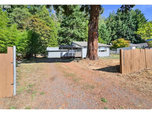 48015 W 2nd St, Oakridge, OR, 97463-9464 | Card Image