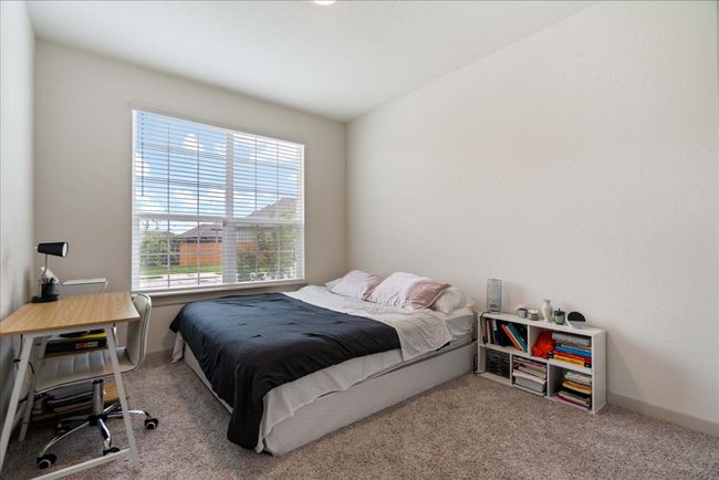 13705 Mc Arthur Dr, House other with 4 bedrooms, 3 bathrooms and 4 parking in Manor TX | Image 15