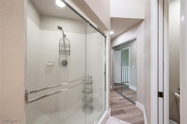 27113 Oakwood Lake Dr, House attached with 3 bedrooms, 3 bathrooms and null parking in BONITA SPRINGS FL | Image 25