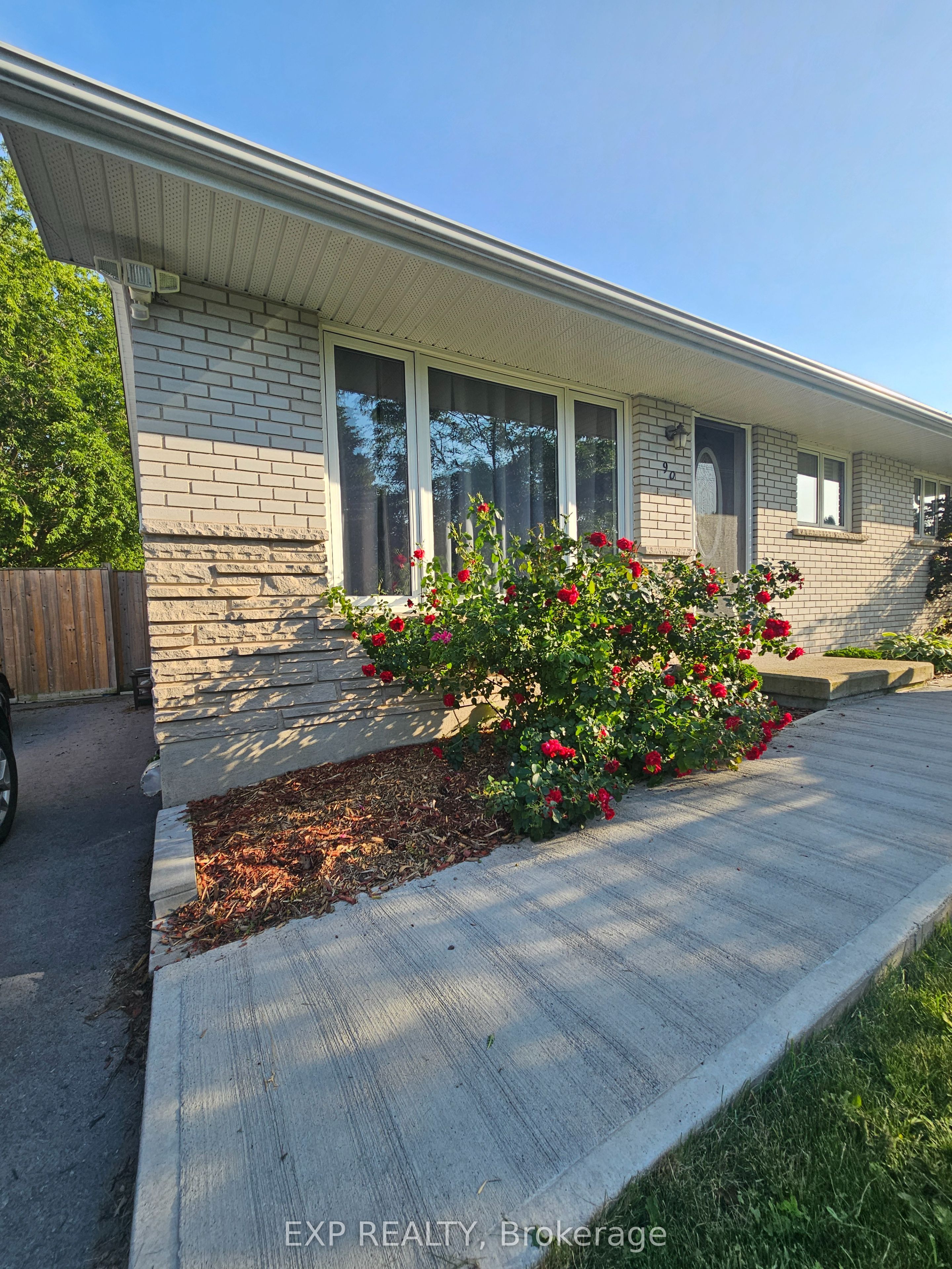 Residential in Kingston 2
