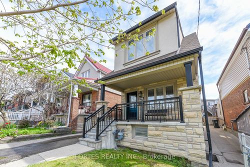 285 Gilbert Ave, York, ON, M6E4W8 | Card Image