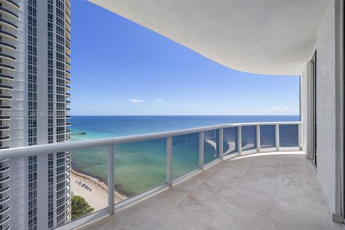 2502-15901 Collins Avenue, Sunny Isles Beach, FL, 33160 | Card Image