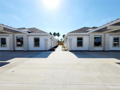 2-7106 N 56th Ln, Mission, TX, 78573-2715 | Card Image