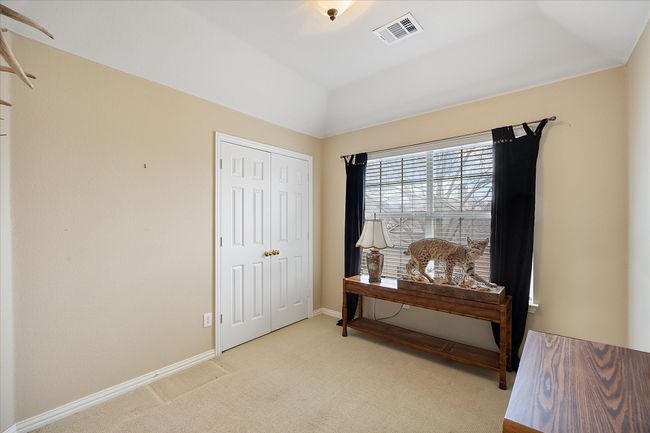 Auxiliary bedroom includes roomy closet | Image 29
