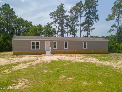 3195 Firetower Rd, Kiln, MS, 39556-6543 | Card Image