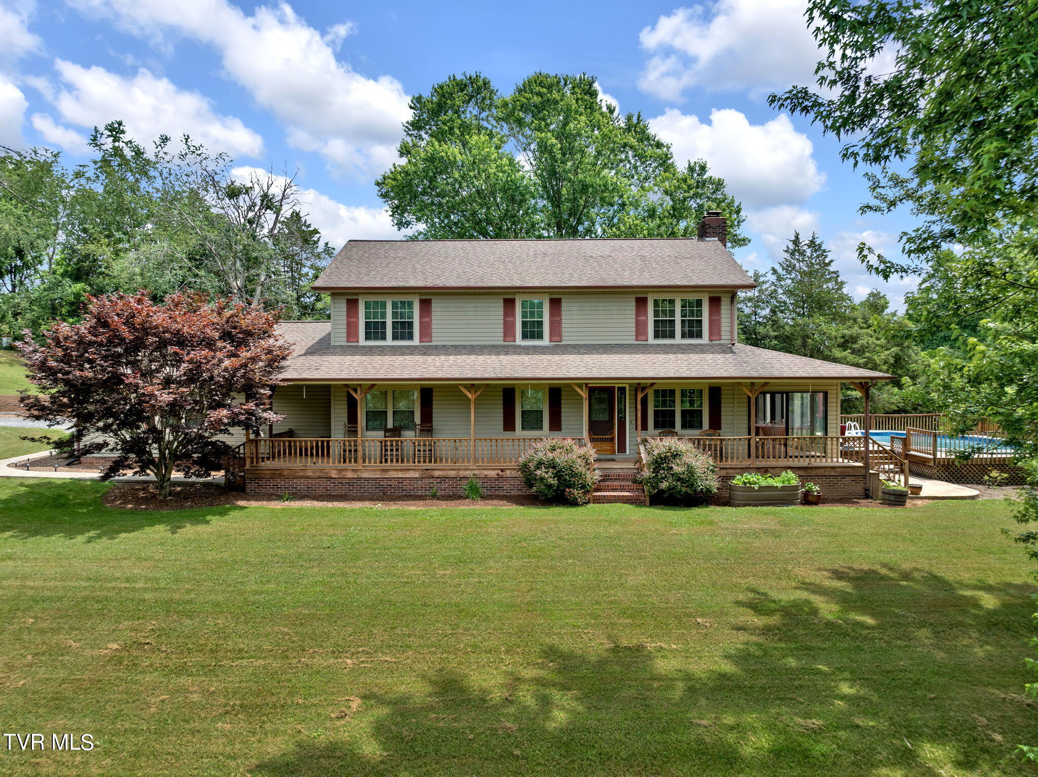 V I Ranch Rd, Bristol, TN 37620