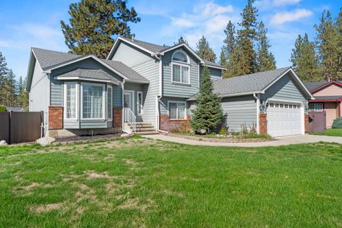 7421 W Lanzce Ct, Nine Mile Falls, WA, 99026-8628 | Card Image