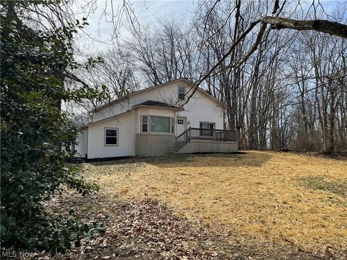 2958 E Turkeyfoot Lake Rd, Green, OH, 44685-7535 | Card Image