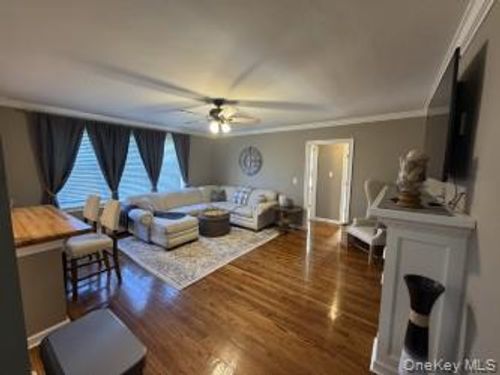 e2-1 Jefferson Avenue, Hempstead, NY, 11570 | Card Image