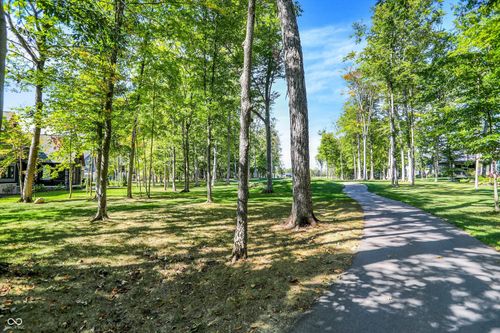 3970 Cherwell Dr, Zionsville, IN, 46077-0023 | Card Image