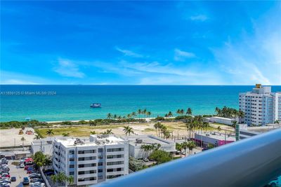 PHA - 6770 Indian Creek Dr, Condo with 1 bedrooms, 1 bathrooms and null parking in Miami Beach FL | Image 1