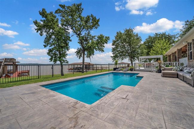 111 Venice Way, House other with 3 bedrooms, 2 bathrooms and 2 parking in Huntsville TX | Image 20