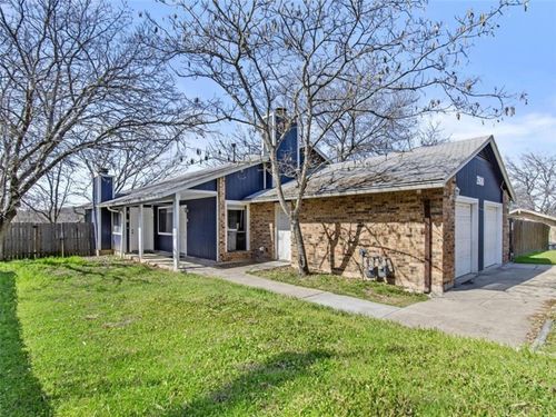 2800 Burleson Rd, Austin, TX, 78741-5704 | Card Image