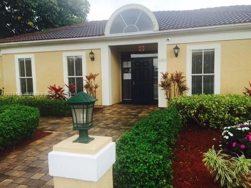 326-927 Riverside Dr, Coral Springs, FL, 33071-7004 | Card Image
