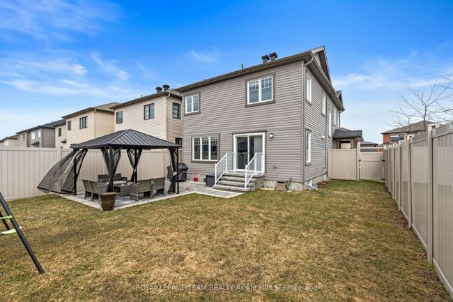 875 Stallion Cres, House other with 5 bedrooms, 4 bathrooms and 2 parking in Stittsville ON | Image 39