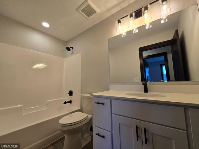 *ACTUAL BUILD* Full Bathroom | Image 16