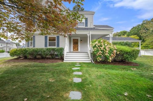 719 Webster St, Needham, MA, 02492-3121 | Card Image