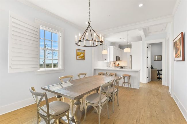 Additional view of living room. | Image 13