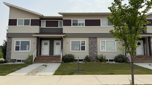 3 Iron Gate Boulevard, Sylvan Lake, AB, T4S0T6 | Card Image
