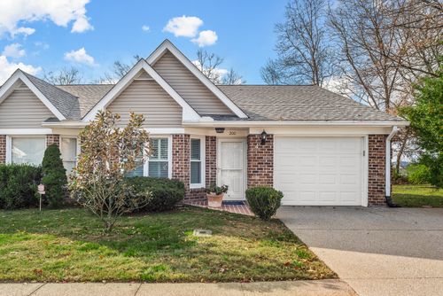 200 Myhr Grn, Nashville, TN, 37221 | Card Image