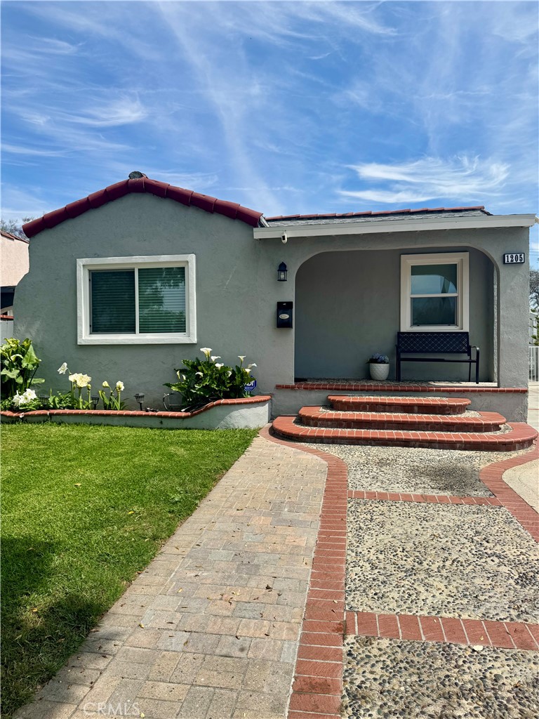 Residential in Santa Ana 4
