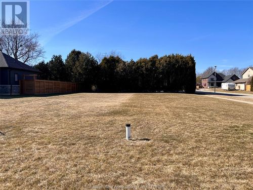 93 Sleepy Meadow Dr, Blenheim, ON, N0P1A0 | Card Image