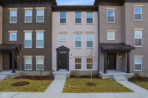 4902 Gilet Dr, Noblesville, IN, 46062-7918 | Card Image