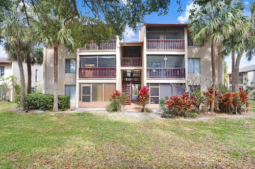 unit-33-8605 Huron Ct, TAMPA, FL, 33614-2062 | Card Image