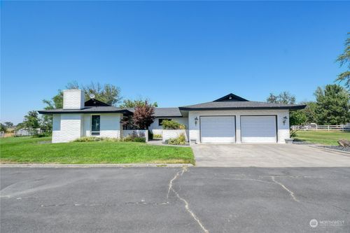 29495 Knight Rd, Hermiston, OR, 97838-6137 | Card Image