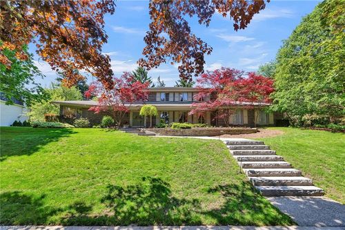 61 Huntley Crescent, Kitchener, ON, N2M2R4 | Card Image