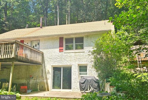 637 Forgedale Rd, BARTO, PA, 19504-8808 | Card Image