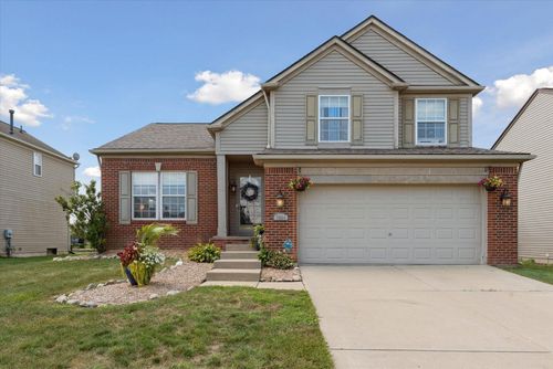 7854 Berwick Dr, Ypsilanti, MI, 48197-3072 | Card Image