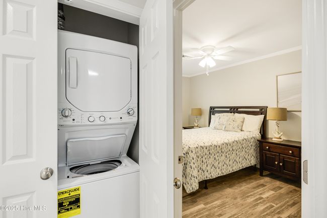 114 Nw 14 Th St, House other with 3 bedrooms, 2 bathrooms and null parking in Oak Island NC | Image 27