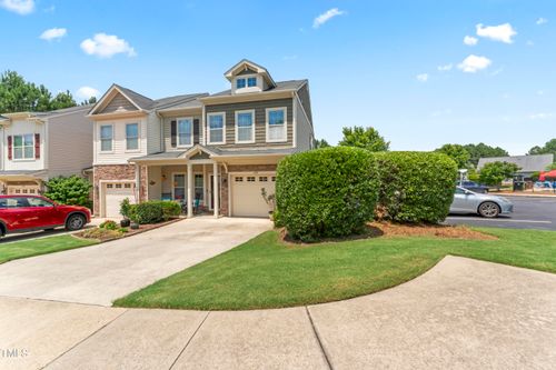 100 Beaconwood Ln, Holly Springs, NC, 27540-4412 | Card Image