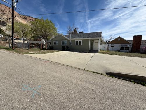 210 Ridgeway St, Helper, UT, 84526-1308 | Card Image